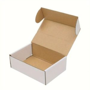 Hộp carton nắp gài 3 lớp Trắng Nâu ảnh 2