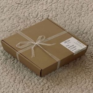 Hộp carton nắp gài 3 lớp size 10 ảnh 3